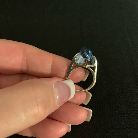 Topaz ring - Picture 5 of 8
